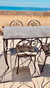 Fotografie z fotogalerie ubytování RooftopTerrace apartment in village center v destinaci Cargèse