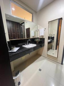 Hotel Santorini Loft的一间浴室