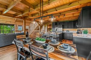 Φωτογραφία από το άλμπουμ του Dawns View σε Sevierville +52 φωτογραφίες