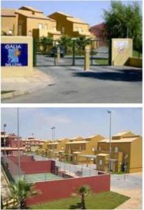 dos fotos de una calle con casas y un edificio en Galia Ballena (Rota) - Carlos, en Costa Ballena