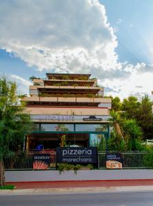 Budova, kde se hotel nachází