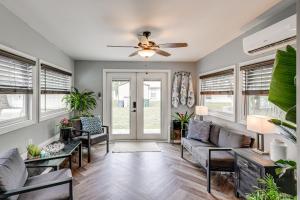 Φωτογραφία από το άλμπουμ του Private Hot Tub and Grill Avon Park Getaway! σε Avon Park