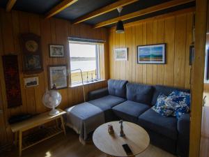 Myvo The House Geiteyjarströnd 4的休息区