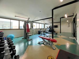 Fitness centrum a/nebo fitness zařízení v ubytování Arawana Regency Park Sukhumvit