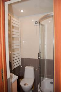 Ένα μπάνιο στο Bazar Apartment
