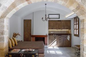 A cozinha ou cozinha compacta de Spanish Knights Inn