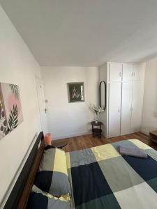 Ένα ή περισσότερα κρεβάτια σε δωμάτιο στο Cute 1 bed flat in Southwold