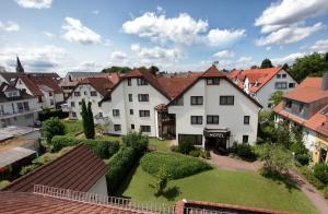 Afbeelding uit fotogalerij van Hotel Flora Möhringen in Stuttgart