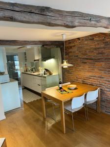 Kuchyňa alebo kuchynka v ubytovaní KAI GANE Excepcional apartamento puerto viejo de Bermeo