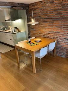 Kuchyňa alebo kuchynka v ubytovaní KAI GANE Excepcional apartamento puerto viejo de Bermeo