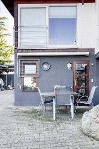 Το κτήριο όπου στεγάζεται  το διαμέρισμα