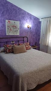 Posteľ alebo postele v izbe v ubytovaní Casas Rurales Maribel - Complejo Alcalá del Júcar