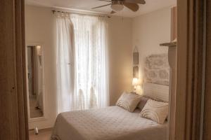 Posteľ alebo postele v izbe v ubytovaní Apartments Bubalova Split