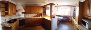 Kuchyňa alebo kuchynka v ubytovaní Ferienwohnung Stillerhof