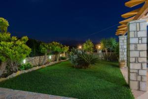 Zahrada ubytování Villas Roumeli