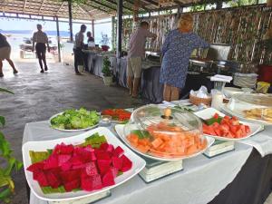 ロン島にあるSCARLET SAILS BUNGALOWのギャラリーの写真