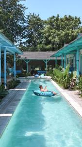 Bazén v ubytování Casa Kapuas nebo v jeho okolí