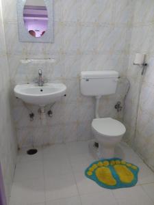 حمام في Hotel Harmony