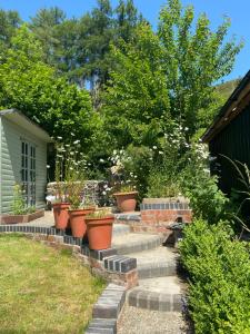 Κήπος έξω από το The chapel