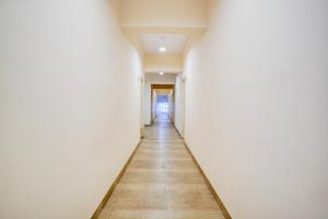 班加罗尔FabHotel GRK Comforts - Jayanagar的相册照片