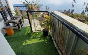 Μπαλκόνι ή βεράντα στο Neha Homestay by StayApart