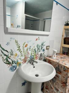 Koupelna v ubytování La Villa Carmela Cuma