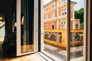 Balkón nebo terasa v ubytování BOLOGNA SUITES - PRIVATE BATHROOM