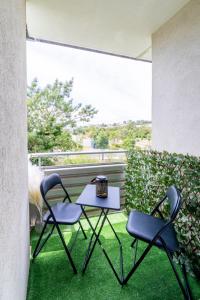 En balkong eller terrass på Adorable studio - Netflix - Parking - Tramway - Proche hôpitaux
