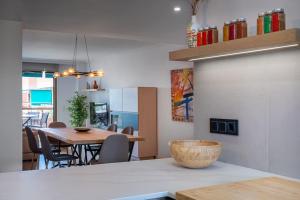 Billede fra billedgalleriet på AT145 Pins, piscina, primera línea, vista mar i Torredembarra