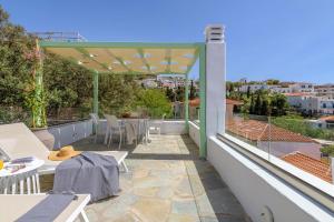 Balkón nebo terasa v ubytování Demilia Luxury Suites
