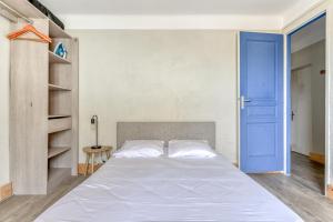 Posteľ alebo postele v izbe v ubytovaní L'Arche de la Cité/Vue Cité/Clim/Netflix/Fibre