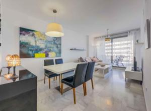 Χώρος καθιστικού στο Beach View Challenge