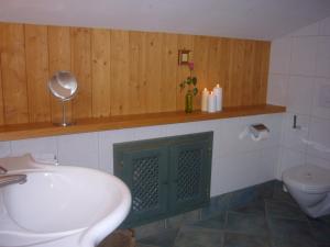 Ett badrum på Das Sonneck
