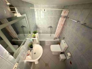 Kupatilo u objektu Kalderimi View House +24 fotografije