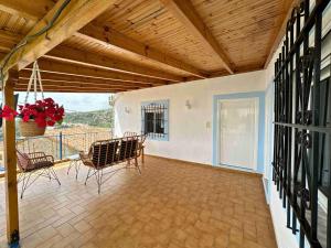 Balkon ili terasa u objektu Kalderimi View House