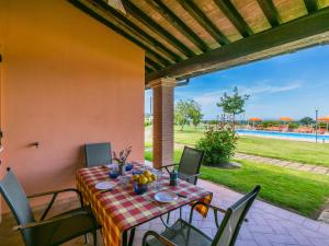 Zahrada ubytování Holiday Home Il Tramonto by Interhome