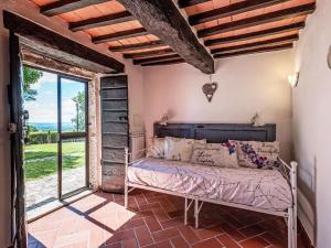Posteľ alebo postele v izbe v ubytovaní Holiday Home Montecavallo by Interhome
