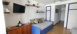 Posteľ alebo postele v izbe v ubytovaní Apartamento estudio Acantilados