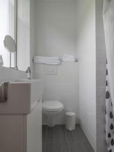 Seydisfjördur Guesthouseにあるバスルーム