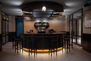 Lounge atau bar di Qarvasla Hotel