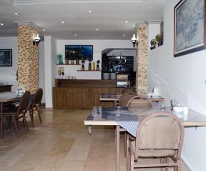 Lounge nebo bar v ubytování Dilhan Hotel