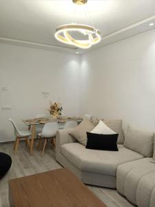 Χώρος καθιστικού στο Appartement avec piscine et accès à la plage