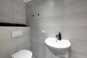 Koupelna v ubytování Reti tee 11 külaliskorterid