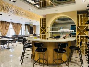 Restoran atau tempat lain untuk makan di Avioré Hotel Tacloban