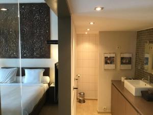 A bathroom at B&B Wellness Yoake