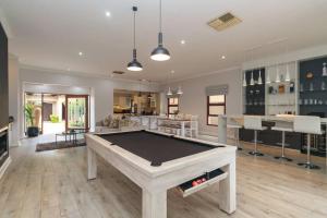 Biliár nebo kulečník v ubytování Golf & Leisure Delight - Pecanwood Golf Estate - Hartbeespoort