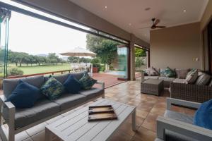 Posezení v ubytování Golf & Leisure Delight - Pecanwood Golf Estate - Hartbeespoort
