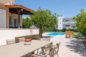 Πισίνα στο ή κοντά στο Villa Emerald