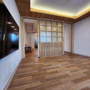 TV a/nebo společenská místnost v ubytování Ariene Guesthouse