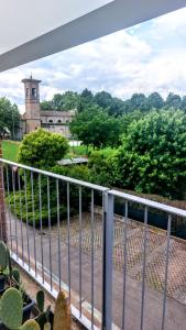 A balcony or terrace at Les Maisons des Fleurs